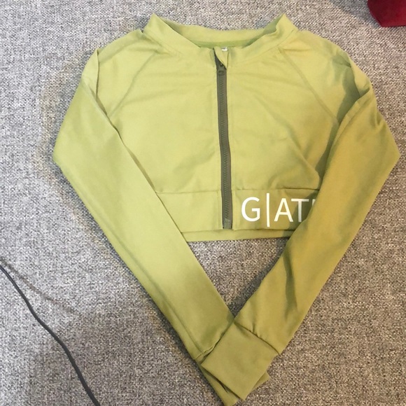 Work out top - Picture 1 of 2